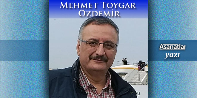 Bal Ülkesinde Bir Kraliçe